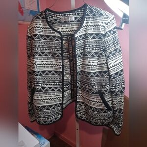 Tahari Jacket Womens 12 Southwestern Aztec Tribal Open Front Blazer Ivory Black